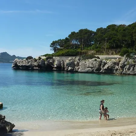 埃斯诺莱18度假屋 *